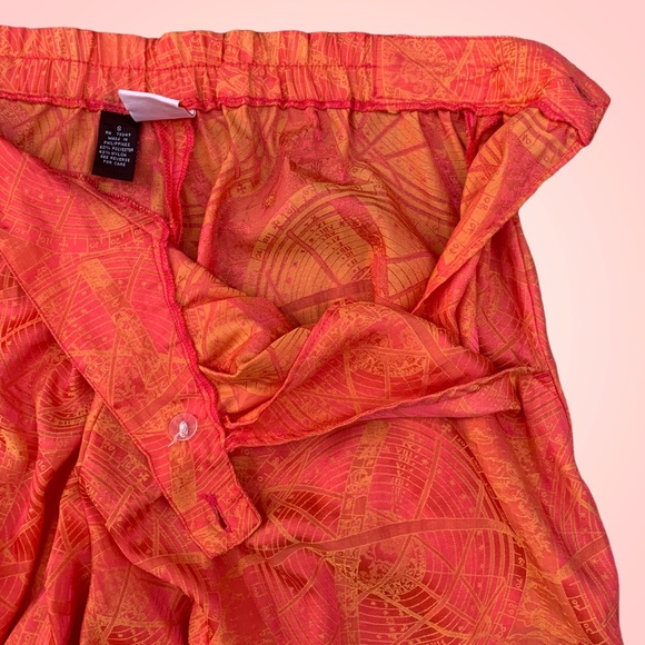 Le Coq Sportif VTG 80s Fluorescent V-Waist Shorts - Picture 6 of 8